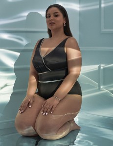 Купальник слитный Ava SKJ62  - черный 